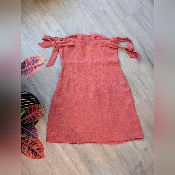 NWT Aster off the shoulder dress (small) - Picture 4 of 5